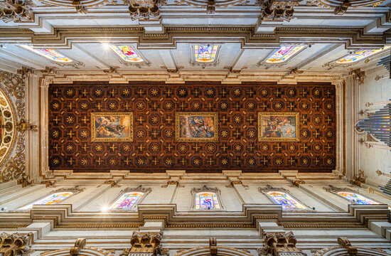 Interior view from the marvelous Cathedral of Maria Santissima Assunta in Lecce, Apulia (Puglia), Italy. September-22-2025