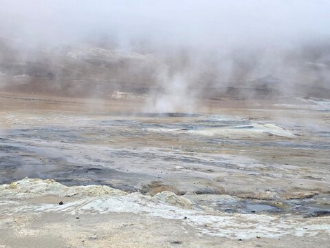geyser fields in iceland