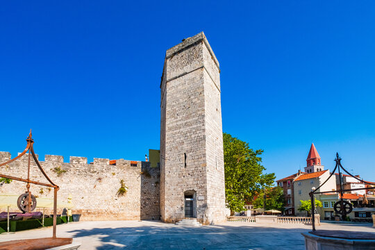 Five wells square and historic Captain's tower architecture in Zadar, Dalmatia, Croatia 