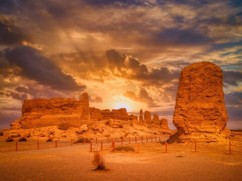 Site of Dafangpan City Hecang City Yumen Pass Dunhuang Ancient Ruins