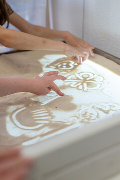 Art therapy for children. Sand animation.