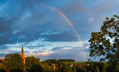 Piękna tęcza nad Gietrzwałdem © Krzysiek Cegiełka