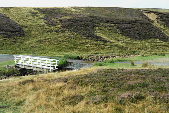 Ford River Crossing (Water Splash) at Bleaberry Gill, Swaledale, Yorkshire Dales, North Yorkshire, UK