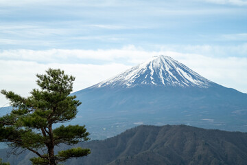 Fototapeta premium 【山梨県】十二ヶ岳から望む富士山