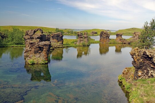 Lava rocks in crystal clear water, H&ouml;fdi, Myvatn, Iceland