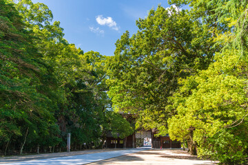 Obraz premium Oyamazumi Shrine in Imabari, Ehime, Japan – Historic Shinto Shrine on Omishima Island