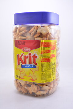 Cuetara krit piscis crackers jar in Manila, Philippines