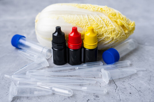 Background imagery for food formaldehyde testing