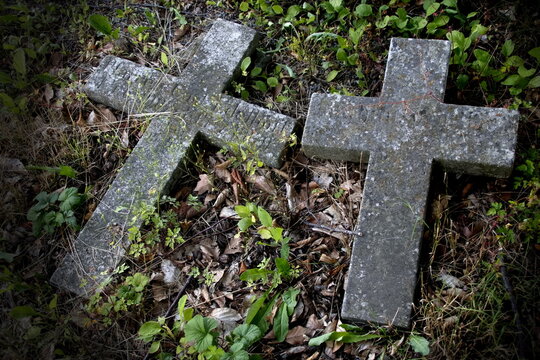 Alter Friedhof in Veltheim