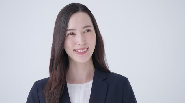 スーツのビジネスウーマン