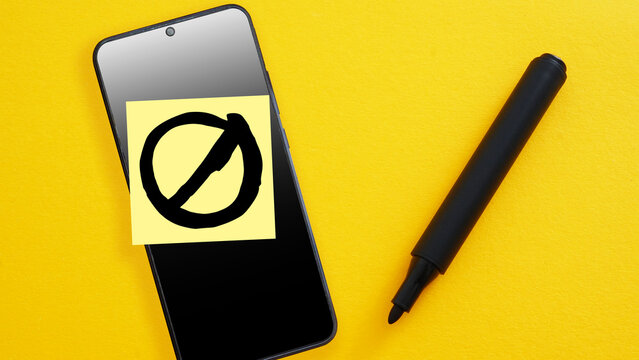 Digital Detox, Screen Time Reduction, Smartphone Addiction, Social Media Ban, Digital Wellbeing, Focus, Productivity and Healthy Technology Habits