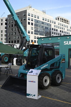 Sunward swl 2820 wheeled skid steer loader at Philconstruct in Pasay, Philippines