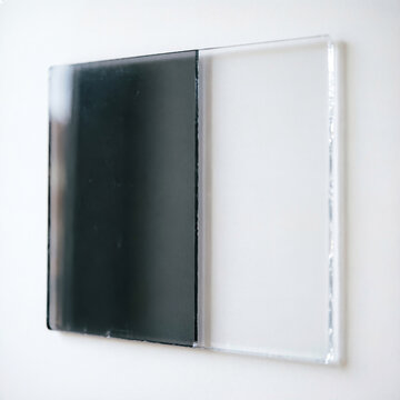 Electrochromic Window Film Changing from Dark to Transparent at Edge &ndash; 4K Smart Glass Technology