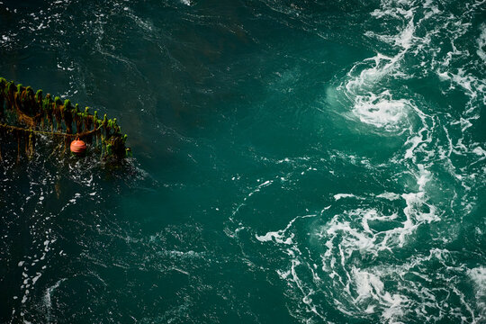 Tidal current ebb-tide eddy flows - green electricity generation