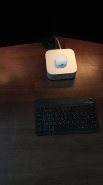 Vertical screen compact mini computer uses a powerful modern chip to deliver high performance showing how advanced technology brings strong computing power into a tiny desktop