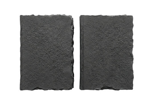 Deux plaques en ardoise noire rectangulaires avec une texture brute isol&eacute;es sur un fond blanc pour maquette de design et pr&eacute;sentation.