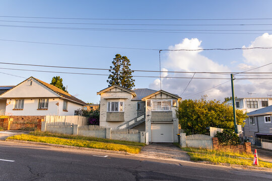 run down homes on a suburban street