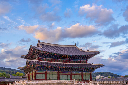 The most beautiful Viewpoint gyeongbokgung palace,
panoramic, tourist attractions in the city park of seoul City,
 Asia business concept image,panoramic modern cityscape building in korea. 
