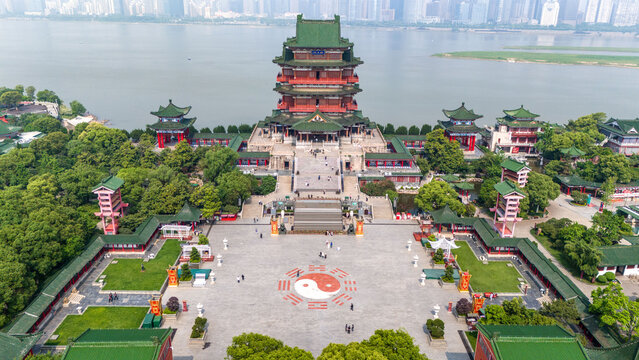 Tengwang Pavilion in Nanchang, China, with city skyline and Gan River view