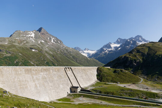 Austria, Vorarlberg, Retaining wall of Silvretta dam
