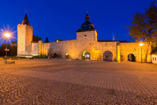 Germany, Thuringia, Muhlhausen, View of city wall at night