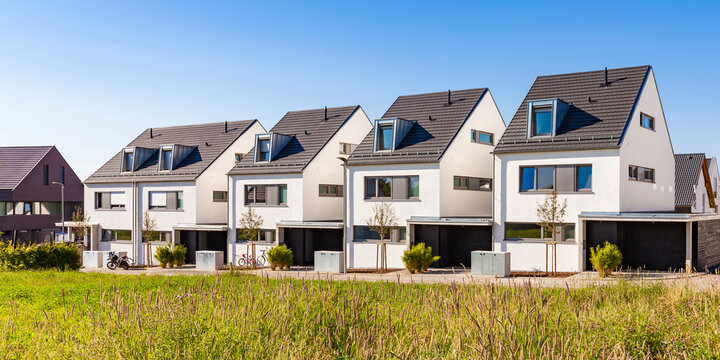Germany, Baden-Wuerttemberg, Stuttgart, Ostfildern, modern efficiency houses