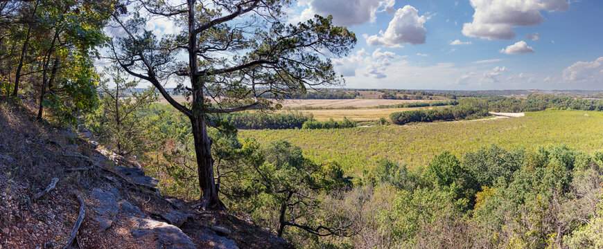 Scenic rural midwestern view from Frenchman&rsquo;s Bluff in Cuivre River State Park near Troy, Missouri