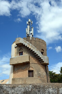 Turm in Ferragudo an der Algarve