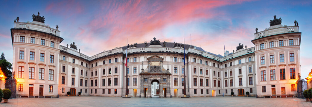 Guarded Matthias Gate (Maty&aacute;&scaron;ova br&aacute;na) of the Prague Castle, Czechia