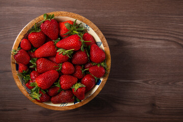 strawberries in a bowl © Paperclip