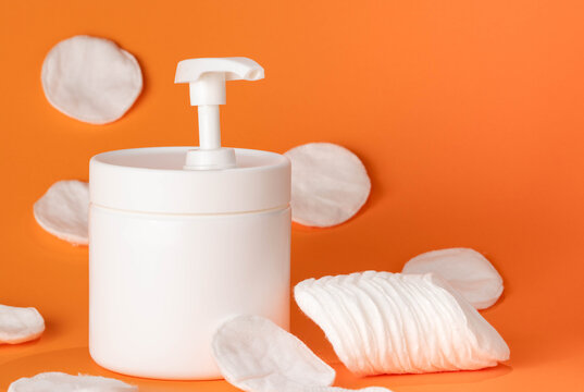White, pump lotion or soap bottle. Cosmetic packaging mockup. Beauty skin care concept. Side view