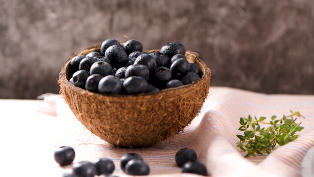 Lemon and blueberries