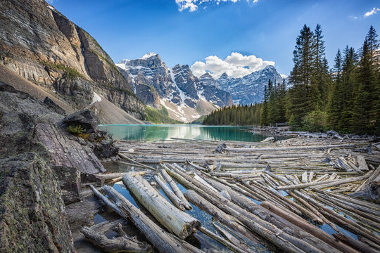 Moraine Lake in Banff National Park, Alberta, Canada