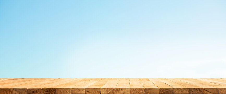 Long Ccountry top wood with clean blue sky