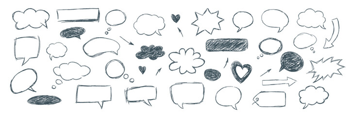 Naklejka premium Speech bubble crayon doodle set with hand drawn chat, thought, comic shapes, arrows and hearts. Messages, quotes and social graphics use speech bubble elements, vector illustration.