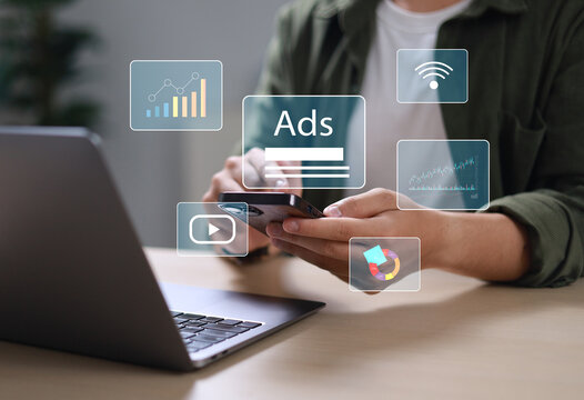 digital marketing concept Marketers analyze online advertising campaigns and performance indicators. Advertise on websites and social media Banner advertising on the internet.