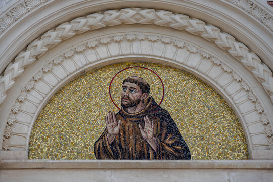 Manoppello, Abruzzo. The Basilica of the Holy Face 0826