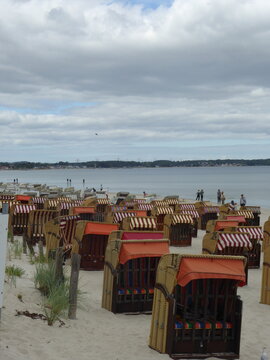 Strandk&ouml;rbe am Meer 