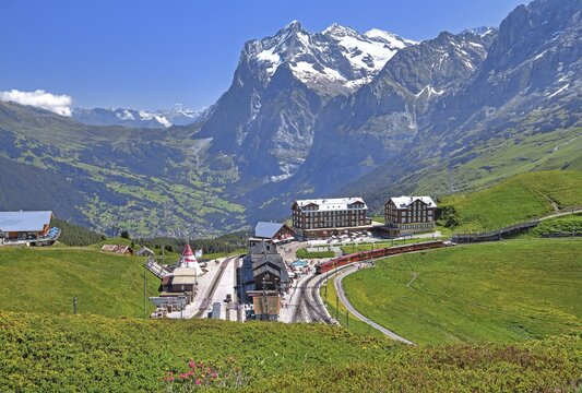 Kleine Scheidegg with Jungfrau Railway and Wetterhorn over Grindelwald, Wengen, Jungfrau Region, Bernese Alps, Bernese Oberland, Canton of Bern, Switzerland, UNESCO World Natural Heritage Site