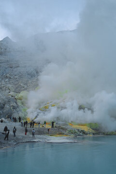 The natural scenery of sulfurous volcanic lake in Ijen, Java, Indonesia.