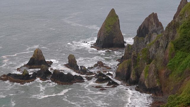 岩島,尖った,岩,崖,海岸,自然,風景,旅行,観光,チャラツナイ,室蘭,北海道,日本