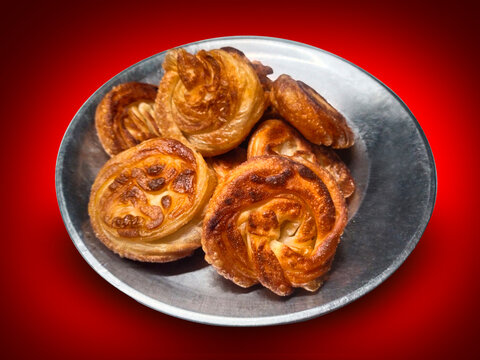 Delicious Bun Parotta Served On Plate