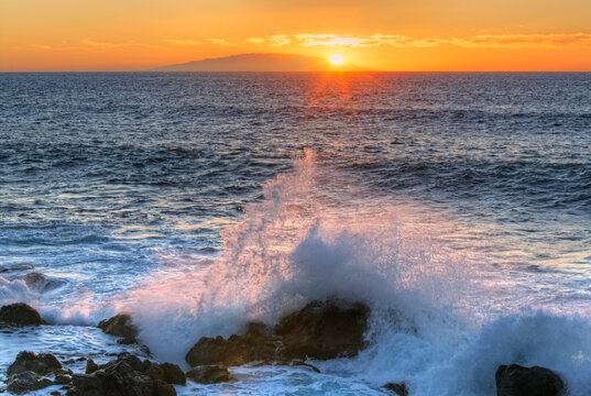 Spain, View of Hierro Island at sunset
