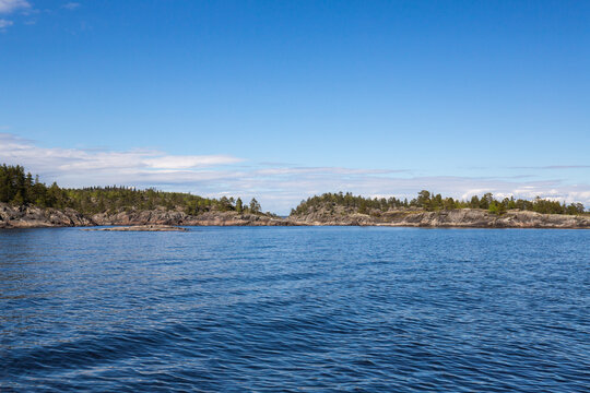 The coast of Lake Ladoga