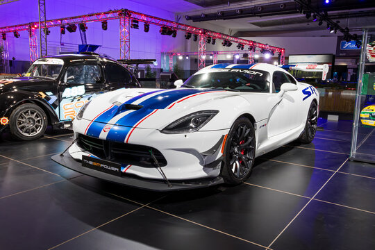 Dodge Viper GTS-R sports car 