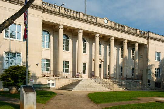 Rutherford County Courthouse Front Lawn and Walkway in Rutherfordton North Carolina