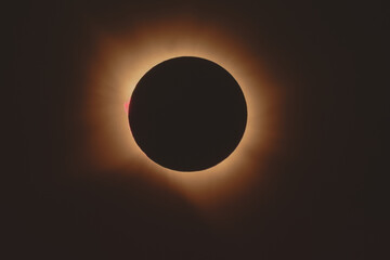 Total Solar Eclipse Glowing Corona and Prominence © Raul