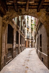 Barcelona, uliczka, budynek © Zbigniew