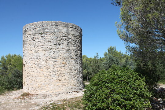 Calvisson Les Trois Moulins