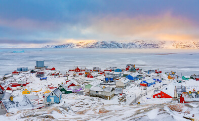 Sunset over Uummannaq Greenland © kevin